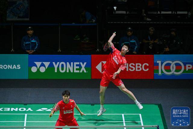 羽毛球丨马来西亚公开赛：冯彦哲/黄东萍晋级混双决赛